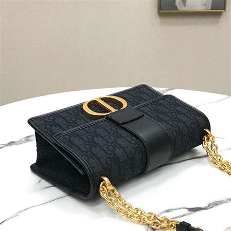30 montaigne dior oblique bag black